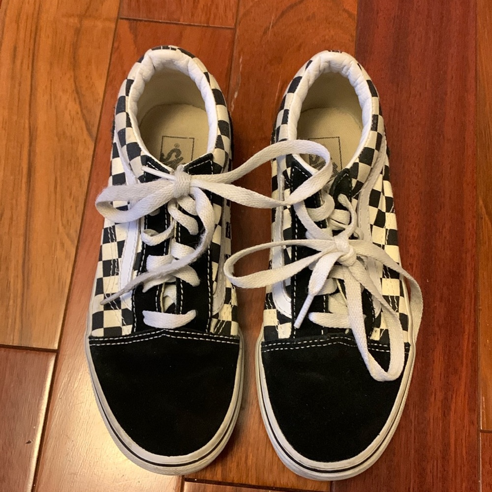 Kids black & white checkered Vans